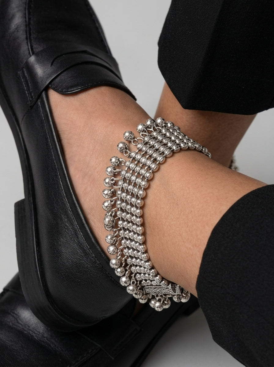 Shravya – Wide Oxidized Ghungroo Statement Anklets